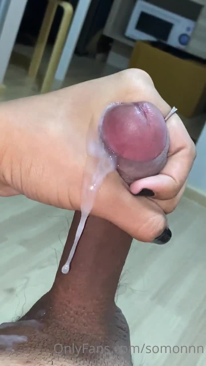 Big thai dick take a cumshot 6